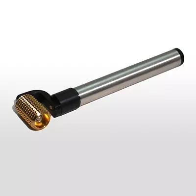Poro-XS Meso-Goldwalze Gesicht