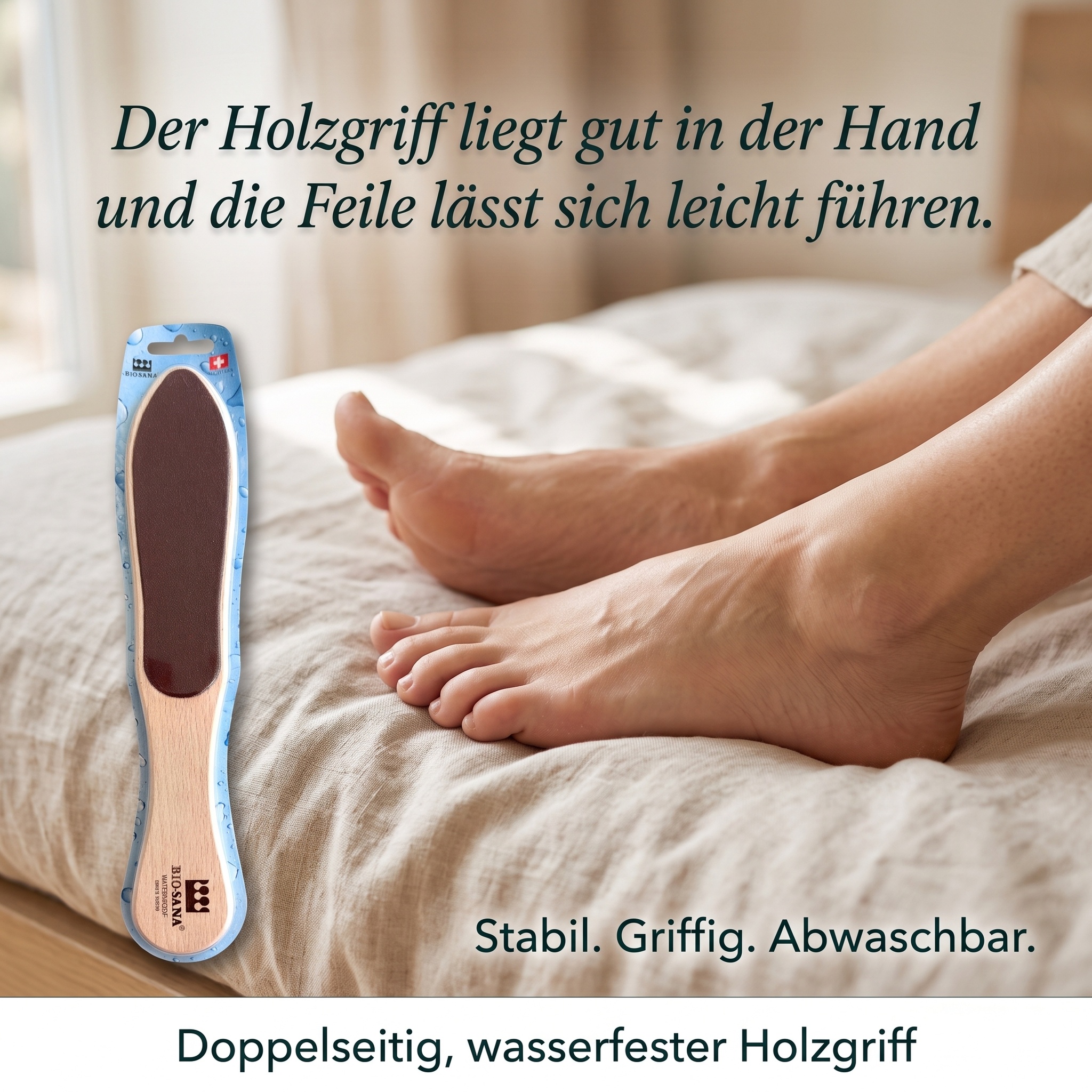 Hornhautfeile mit Holzgriff weiß wasserfest (z.Zt. holzfarben) Hornhautfeile mit Holzgriff weiß wasserfest (z.Zt. holzfarben)