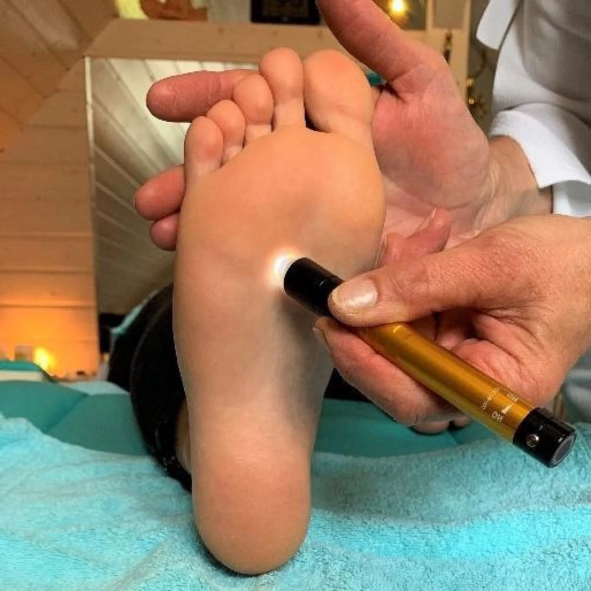 Reflexzonen-Massage mit Monolux & NPSO-Methode nach Rudolf Siener Reflexzonen-Massage mit Monolux & NPSO-Methode nach Rudolf Siener